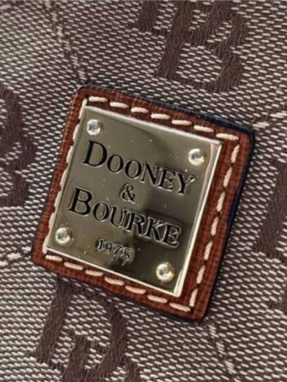 Dooney and Bourke Beige Monogram Shoulder Bag with Tan Trim and Gold Chain - Picture 6 of 7